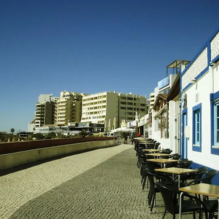 Club Praia Apartamento *